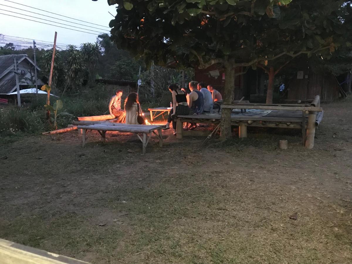 Pai Sleepy Hut 게스트하우스 외부 사진
