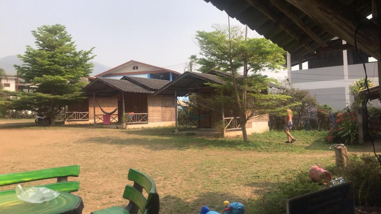 Pai Sleepy Hut 게스트하우스 외부 사진